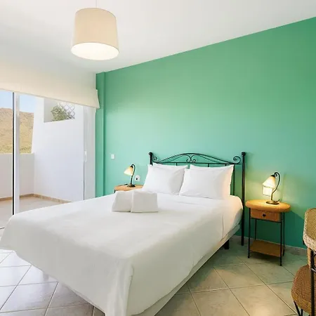 Roque Del Conde Sunset View Апартаменты *